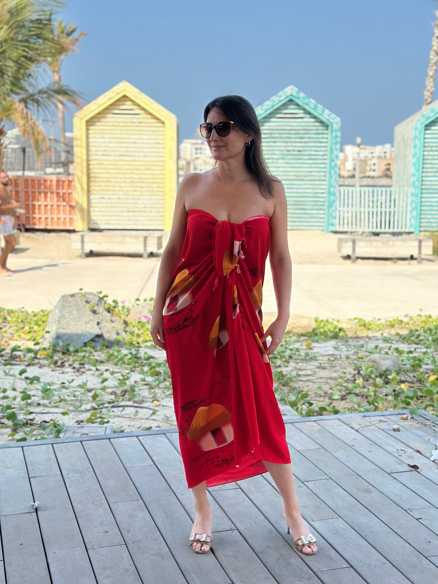 Hut Beach Wrap - Red